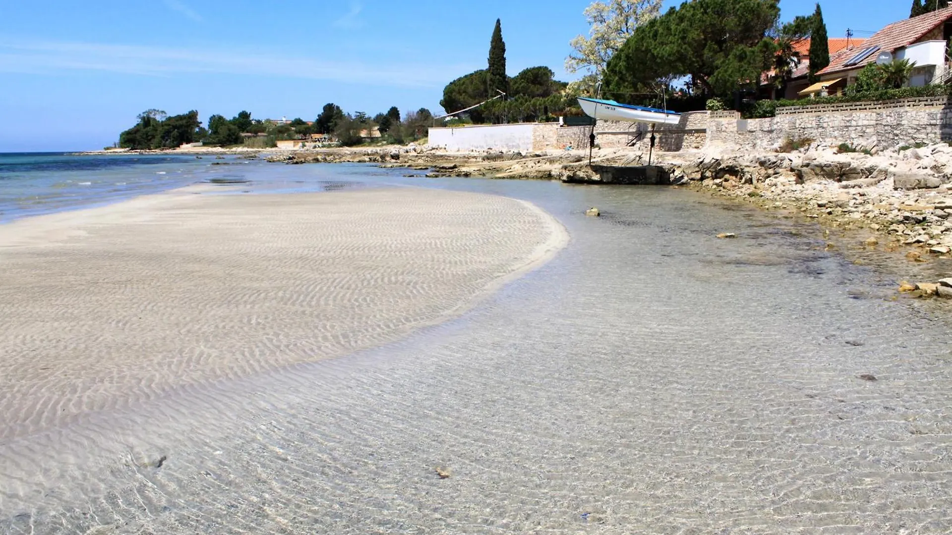Apartments With A Parking Space Zambratija, Umag - 22711 Savudrija